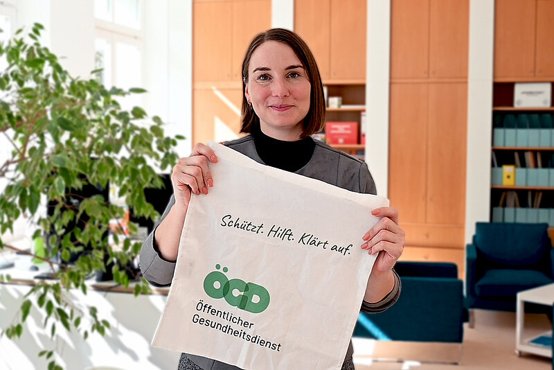 Thüringens Gesundheitsministerin Schenk mit neuem ÖGD Logo